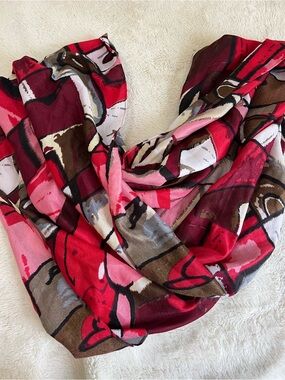 Women's Abstract Print Infinity Scarf - Red Pink